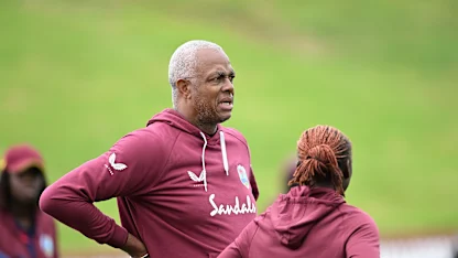 Courtney Walsh Joins Zimbabwe